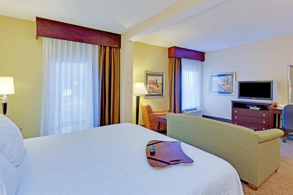 Hampton Inn Staunton Rum bild